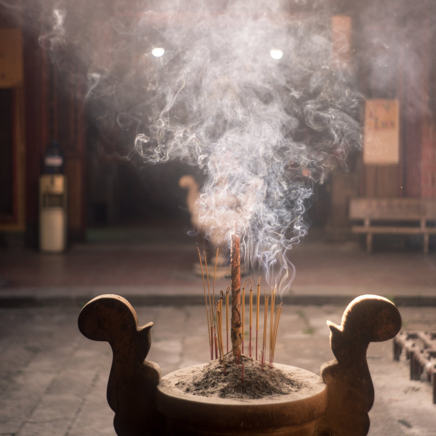 Incenso Satya Positive Vibes: Un'Atmosfera Piena di Energia Positiva